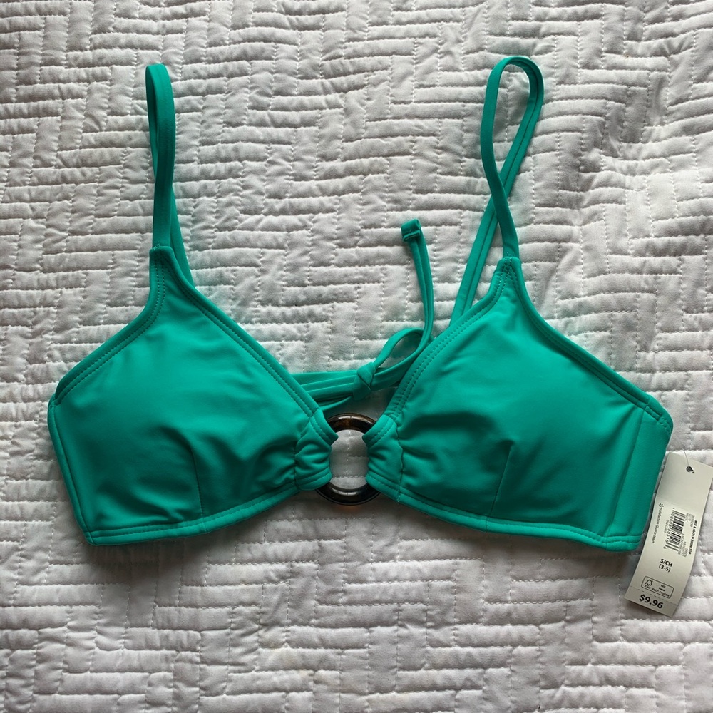 🌸3/$10 - NWT Small Green Bikini Top